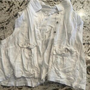 Kirkland Signature White Button-Up Shirt